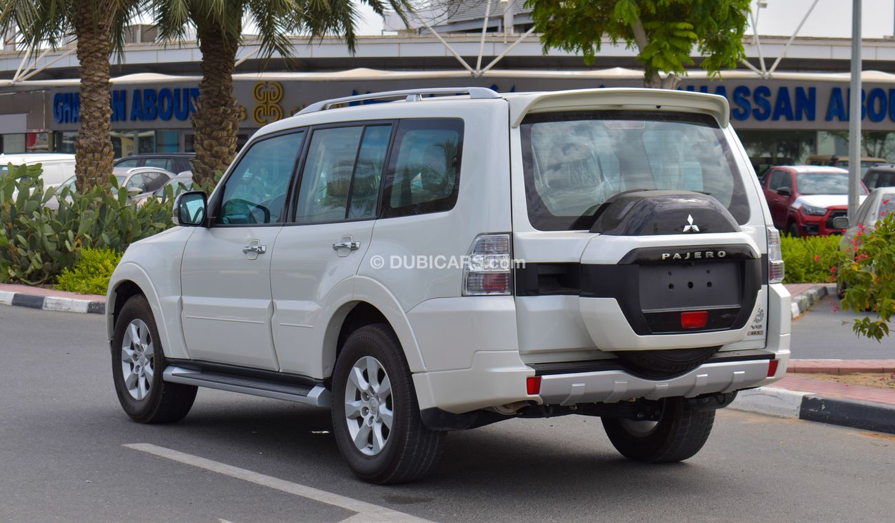 Mitsubishi Pajero GLS 3.5 L V6