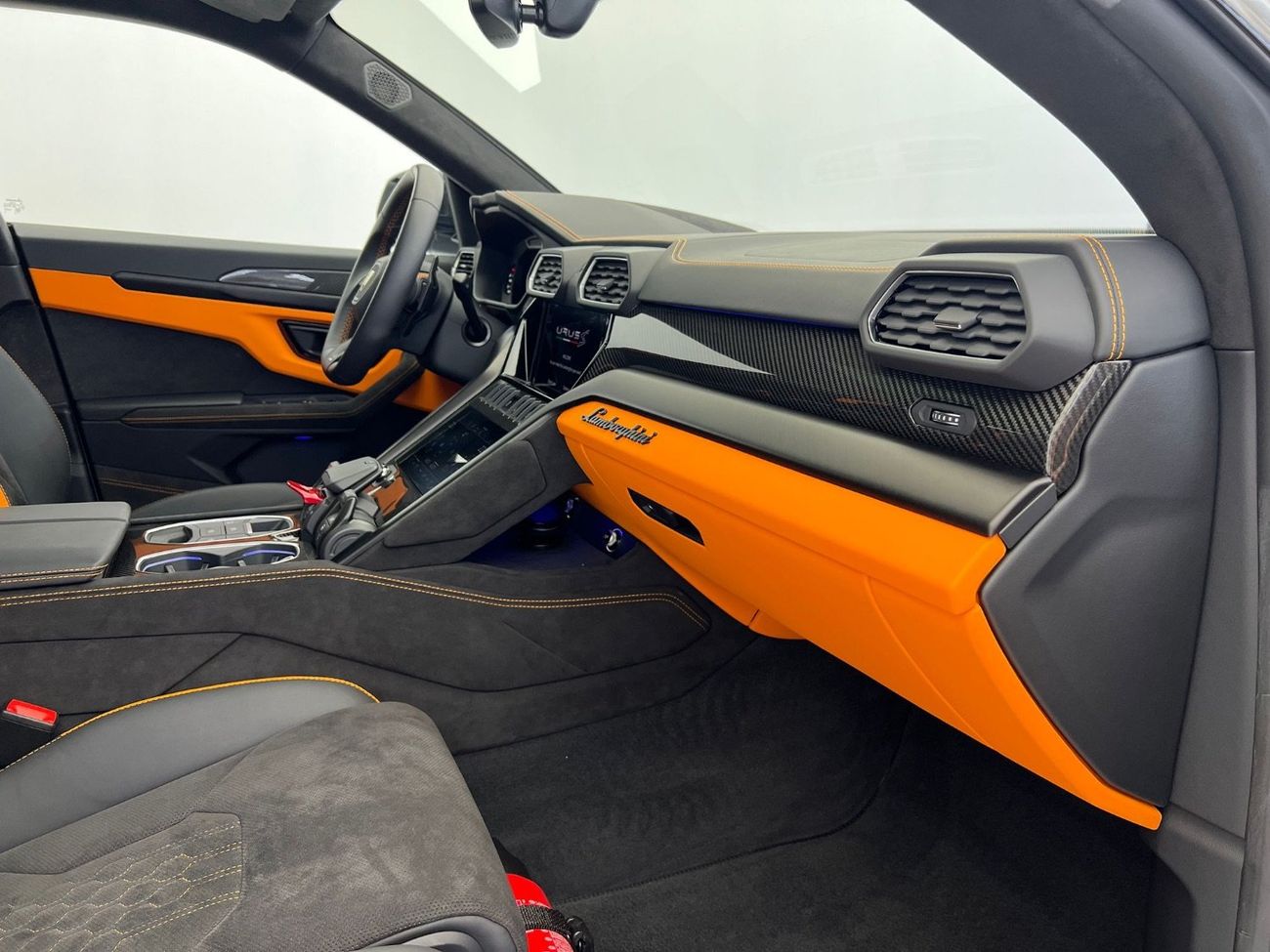 لامبورغيني اوروس S 4.0T V8