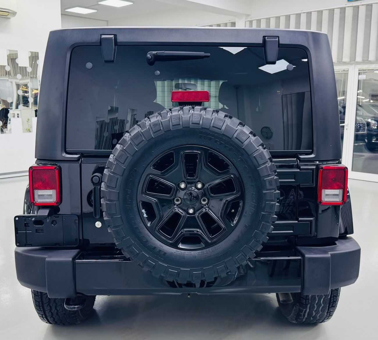 Jeep Wrangler Unlimited Sport S 3.6L A/T