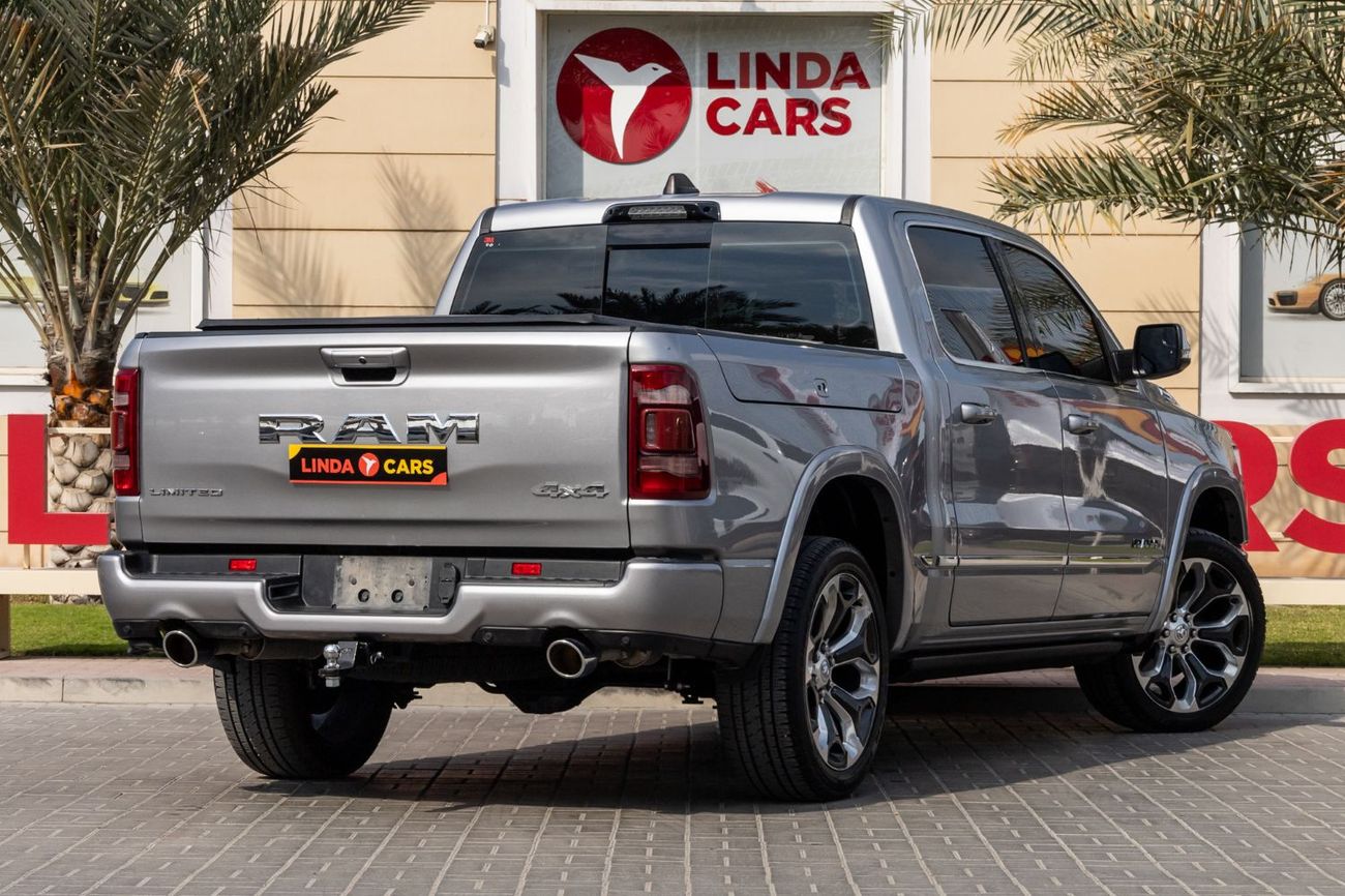 RAM 1500 Limited Crew Cab 5.7L