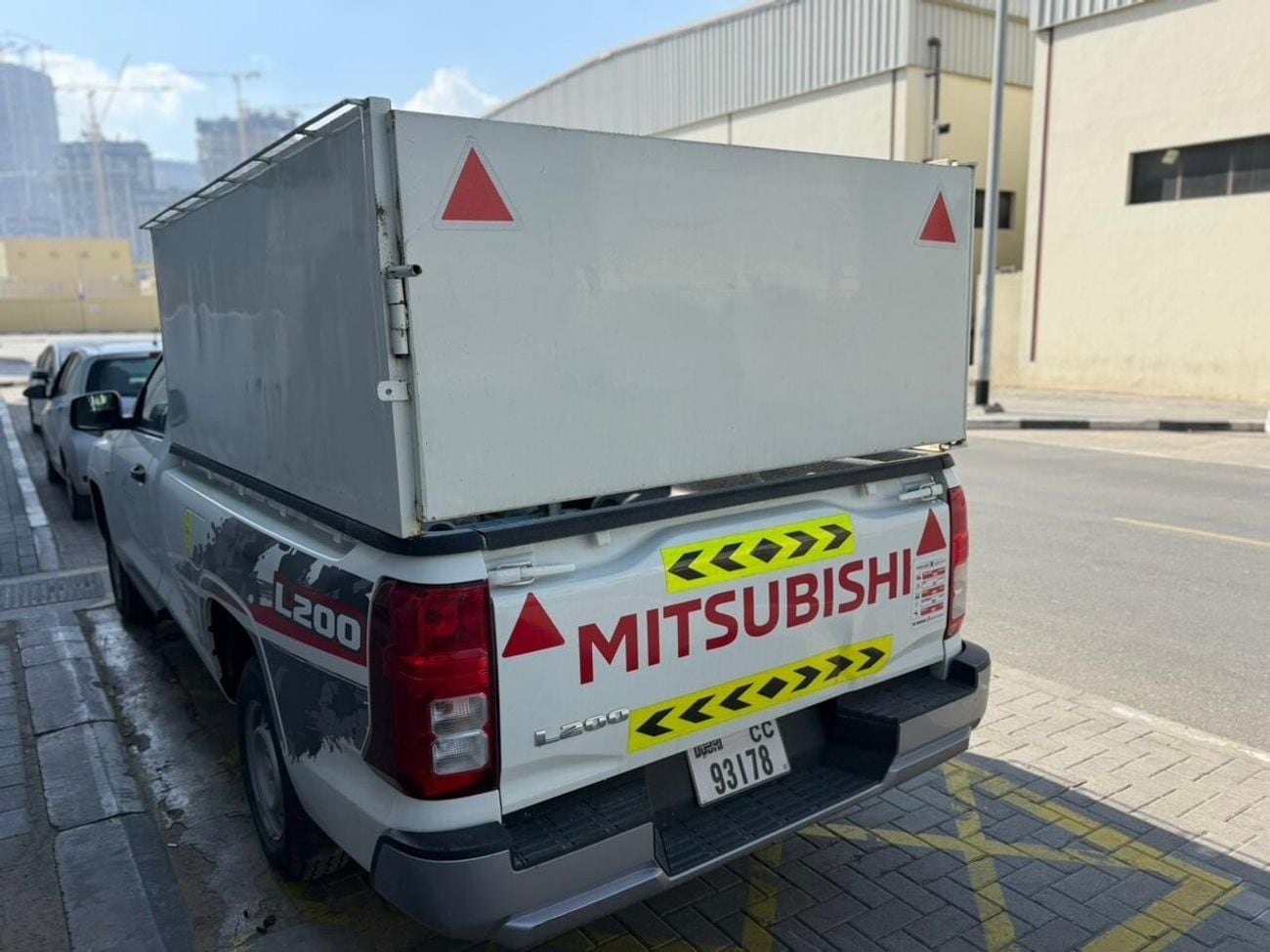 Mitsubishi L200 GL Single Cab Petrol 2.4L