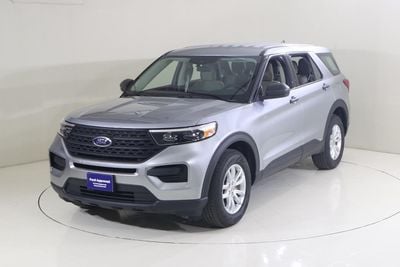 Ford Explorer Base 100A 3.3L 4WD E3023 /FREE INSURANCE + REGISTRATION / AL TAYER MOTORS AL QOUZ SHOWROOM