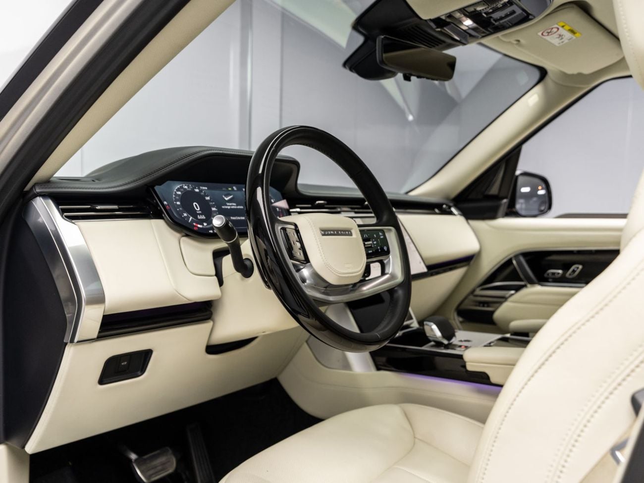Land Rover Range Rover HSE P530 4.4L SUMMER STARTS NOW | EXCLUSIVE DEAL BY BLACKLINE, 2030 Warranty + Service, GCC