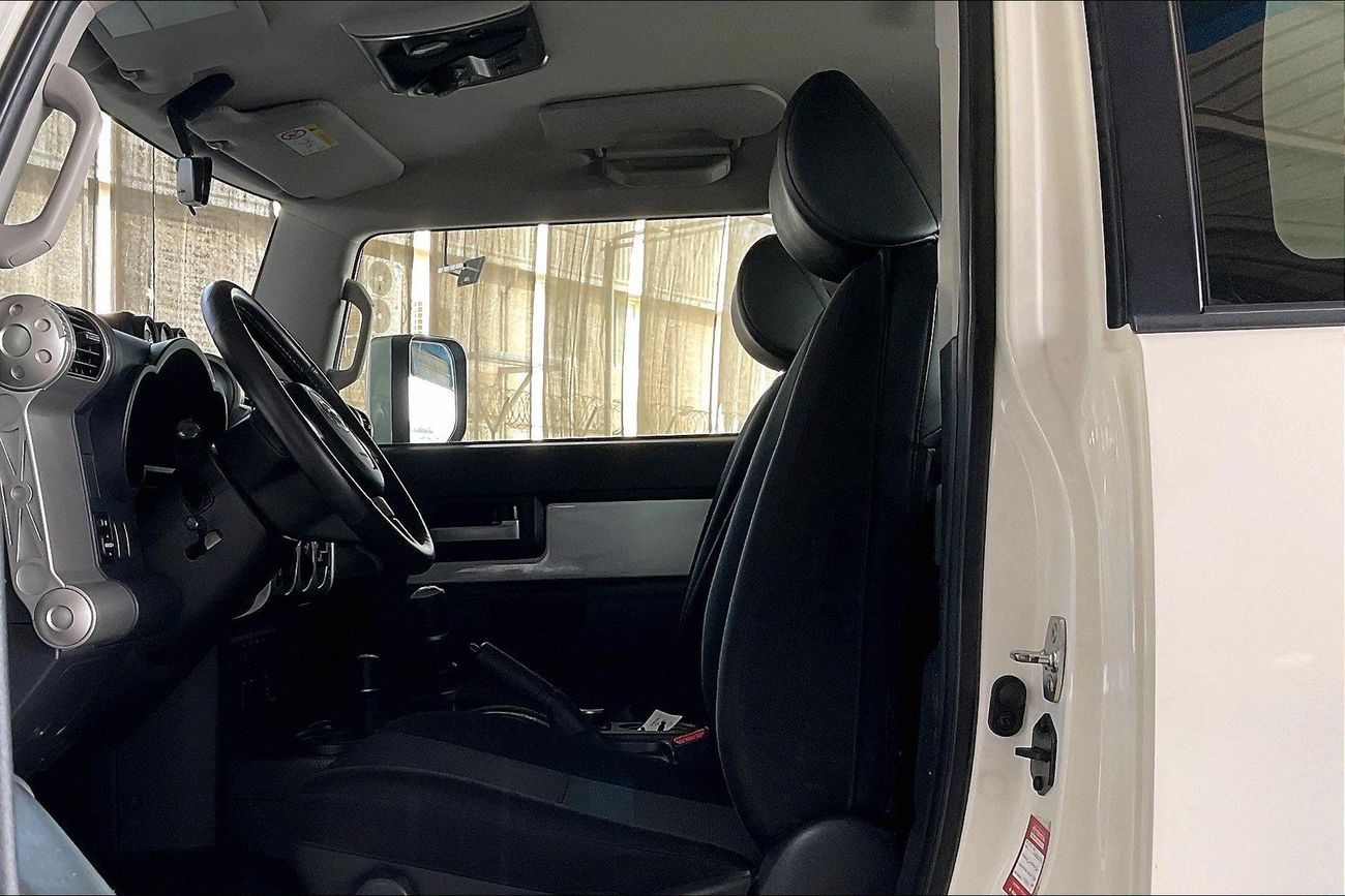 تويوتا إف جي كروزر GXR | شامل الضمان | 0 ﺪﻔﻋﺓ ﺃﻮﻟﻯ