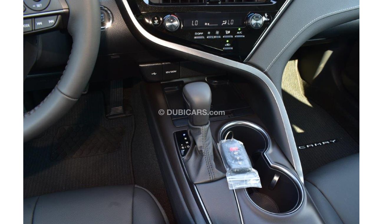 Toyota Camry SE 2.5L Petrol Automatic-Euro 6