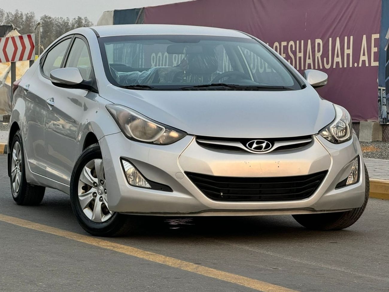 Hyundai Elantra GL High 1.6L In excellent condition and requires no expenses