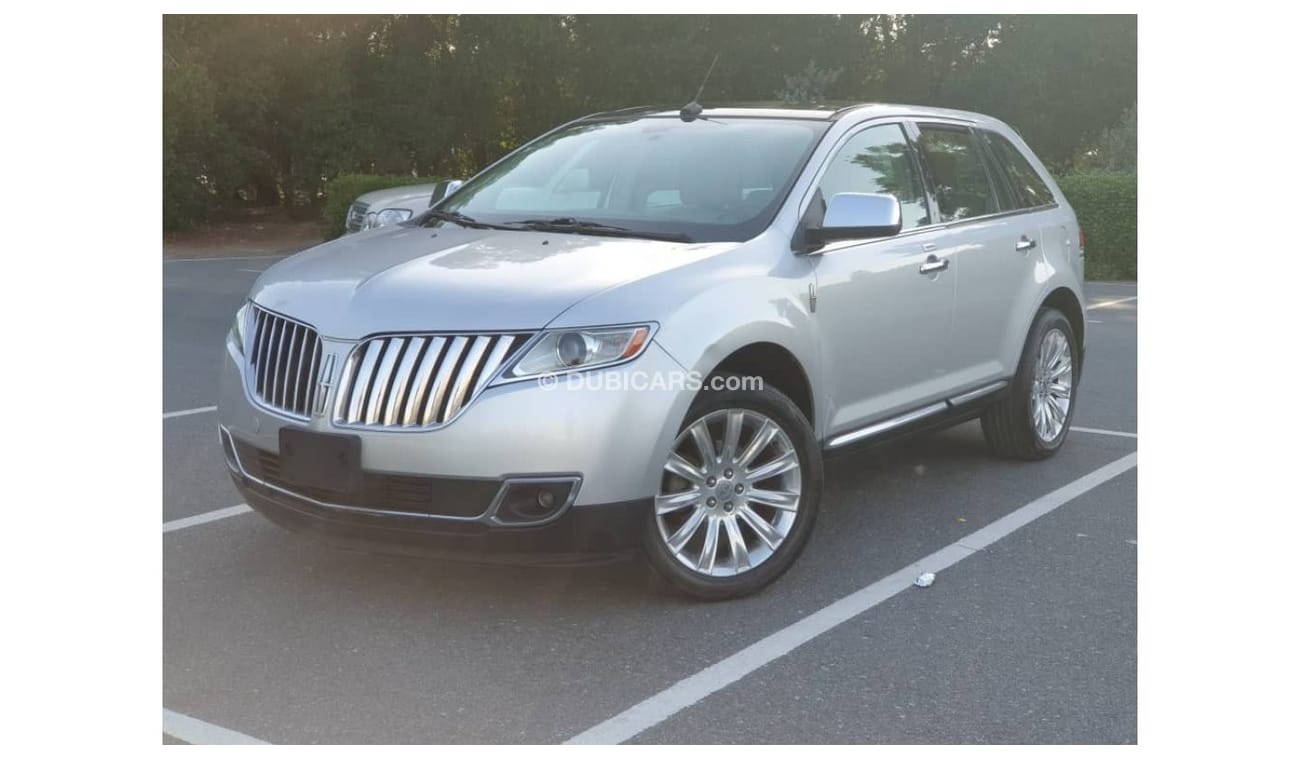 Lincoln MKX Luxury LINCOLN MKX 2014 GCC PERFECT CONDITION - FULL SERVICE HISTORY AVAILABLE - LOW MILEAGE