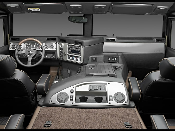 Hummer H1 interior - Cockpit