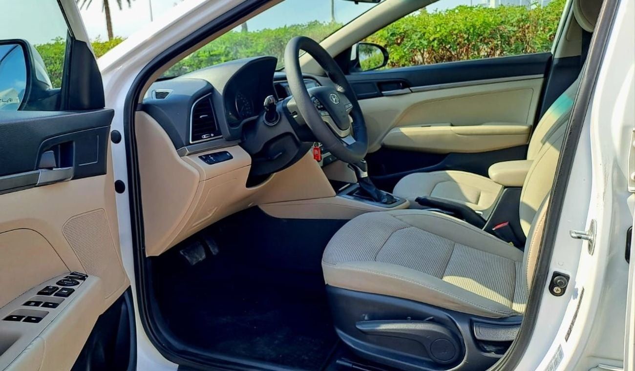 Hyundai Elantra GL High 2.0L 2017 FULL OPTION (470/-MONTHLY)