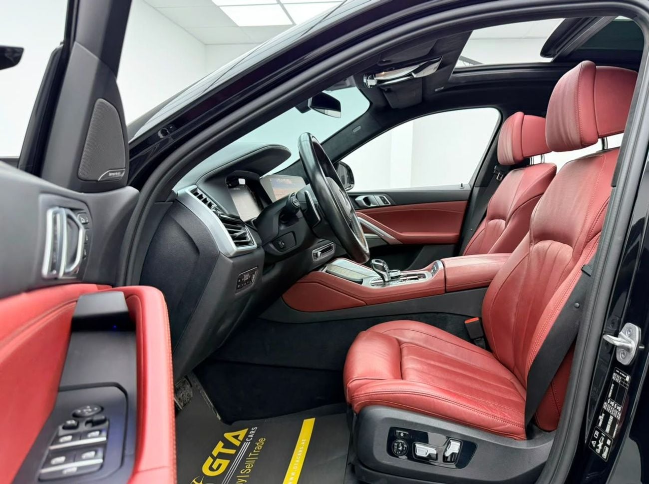 BMW X6 M 50i 2021 BMW X6 M50i, Warranty, Full BMW Service History, Fully Loaded, Excellent Condition, GCC