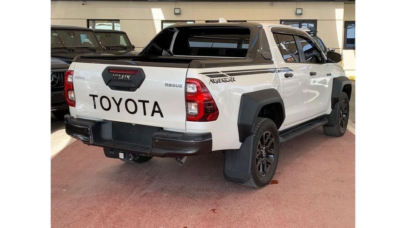 تويوتا هيلوكس GR سبورت