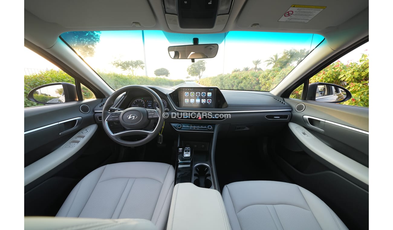 Hyundai Sonata smart plus, Leather Seats, Android Screen, Reverse Camera, MY2020