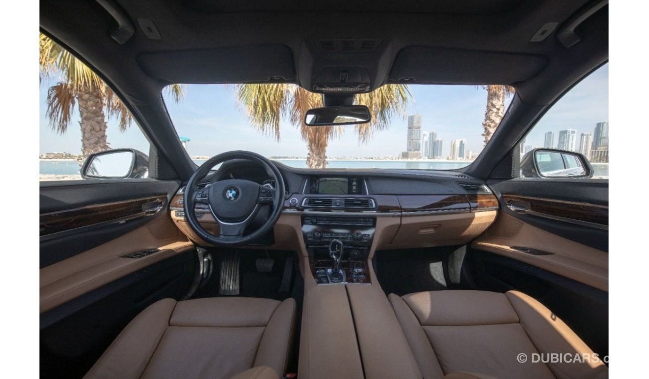 بي أم دبليو 750 بي ام دبليو 750li خليجي V8 كاملة المواصفات بدون حوادث