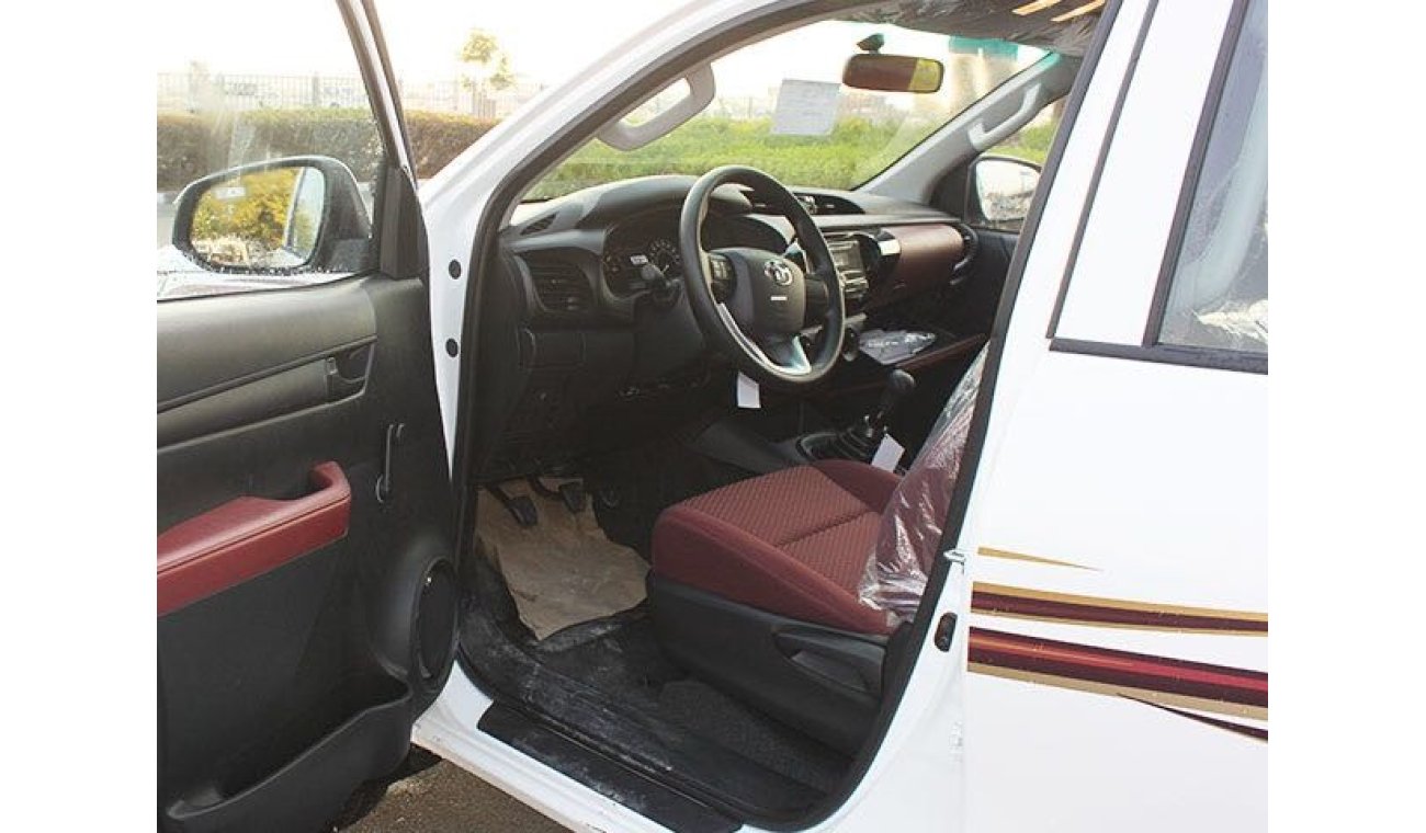 Toyota Hilux 4X4 PETROL  2.7