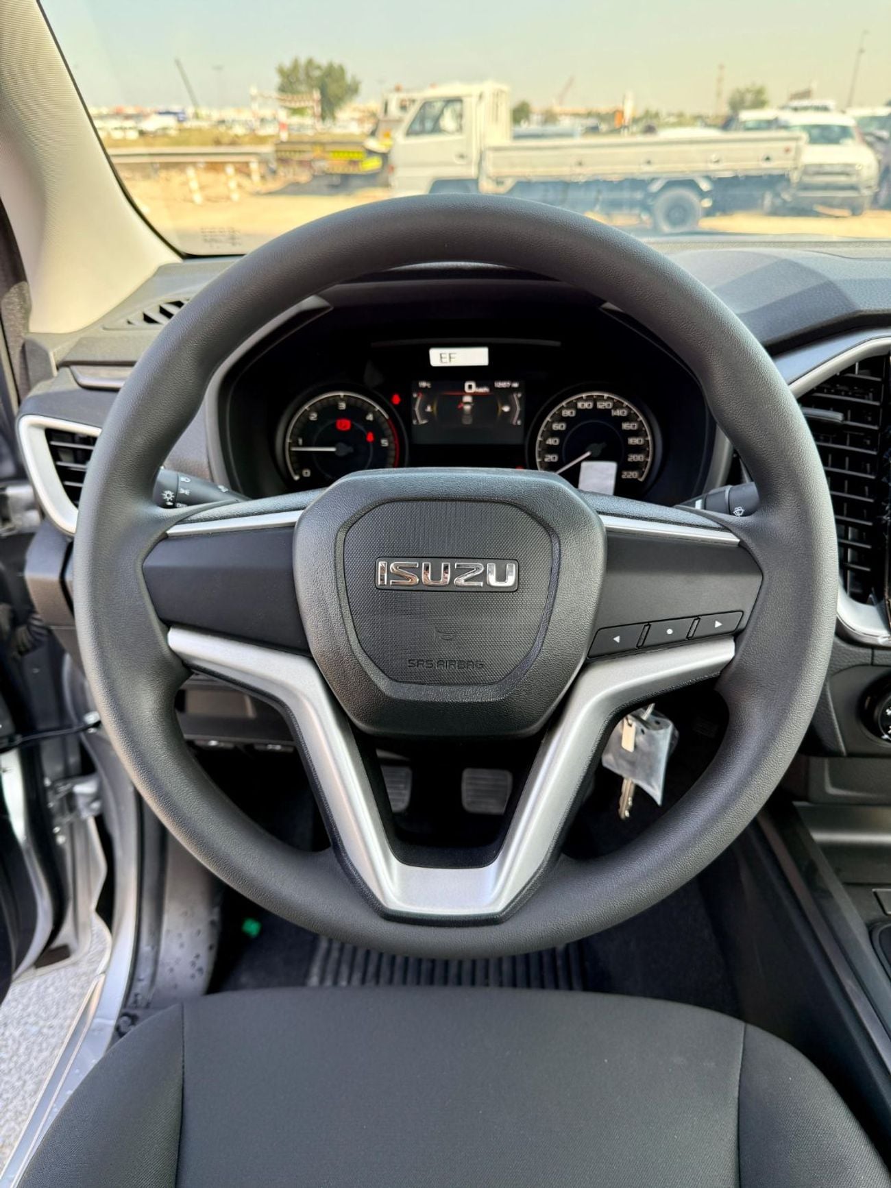 Isuzu DMax ISUZZ -D-MAX - SiNGLE CAB - 4x2 - 1.9L - DiESEL - SiLVER