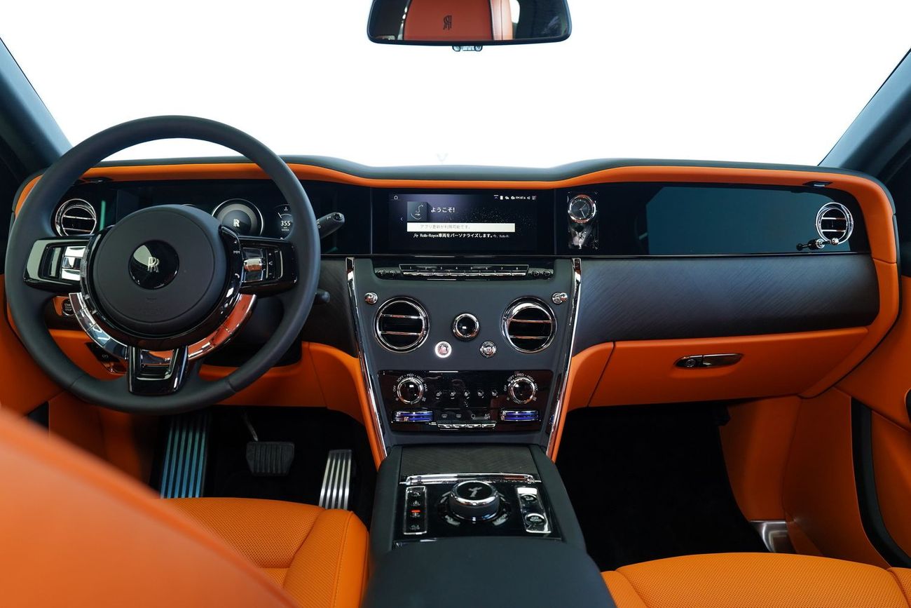 رولز رويس كولينان SILVER BADGE