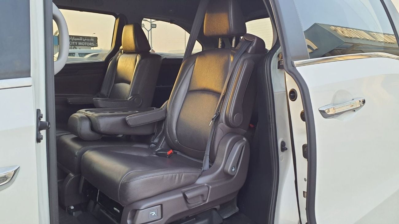 هوندا أوديسي HONDA ODYSSEY TOURING 2018