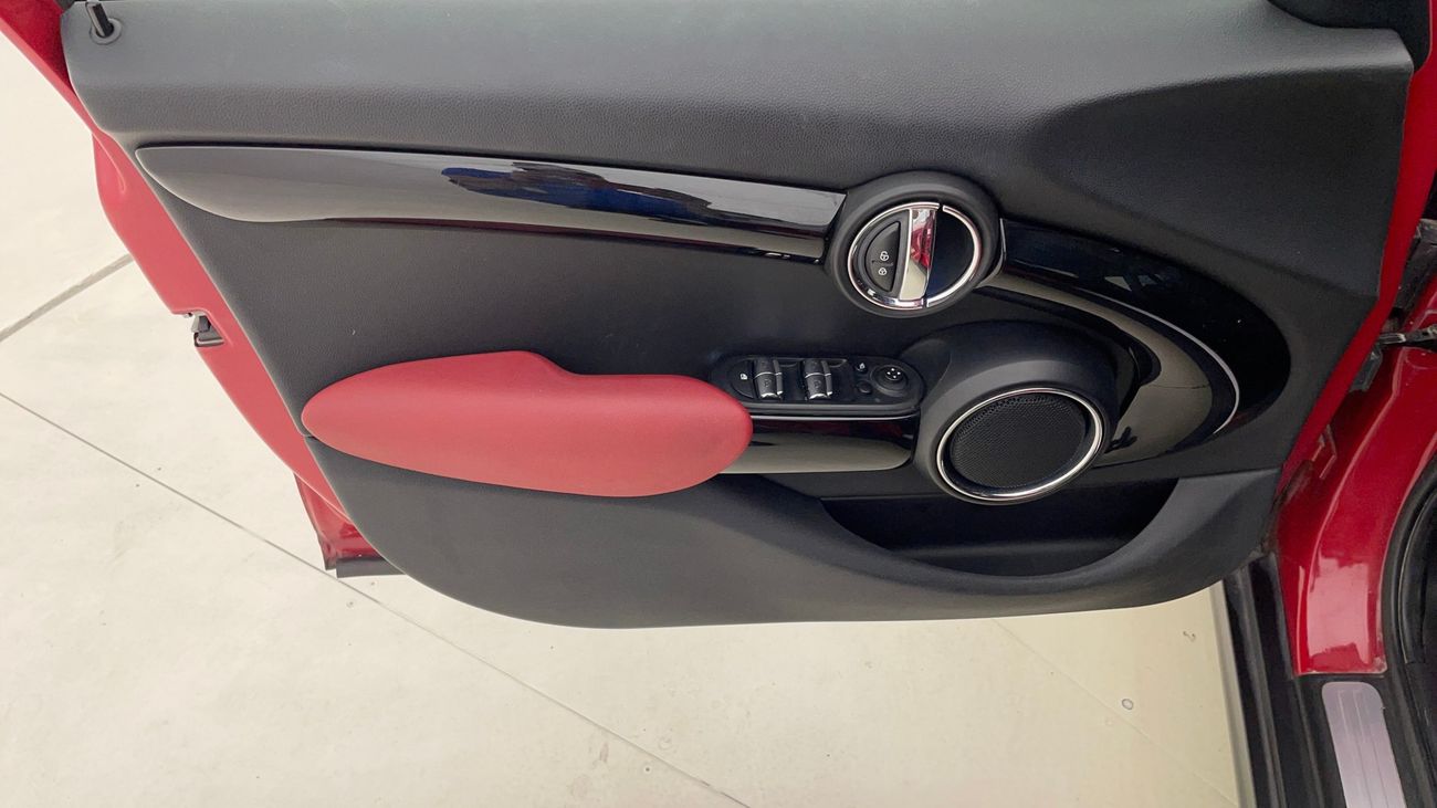 ميني كوبر STD 1.5 | بدون دفعة مقدمة | اختبار القيادة في المنزل