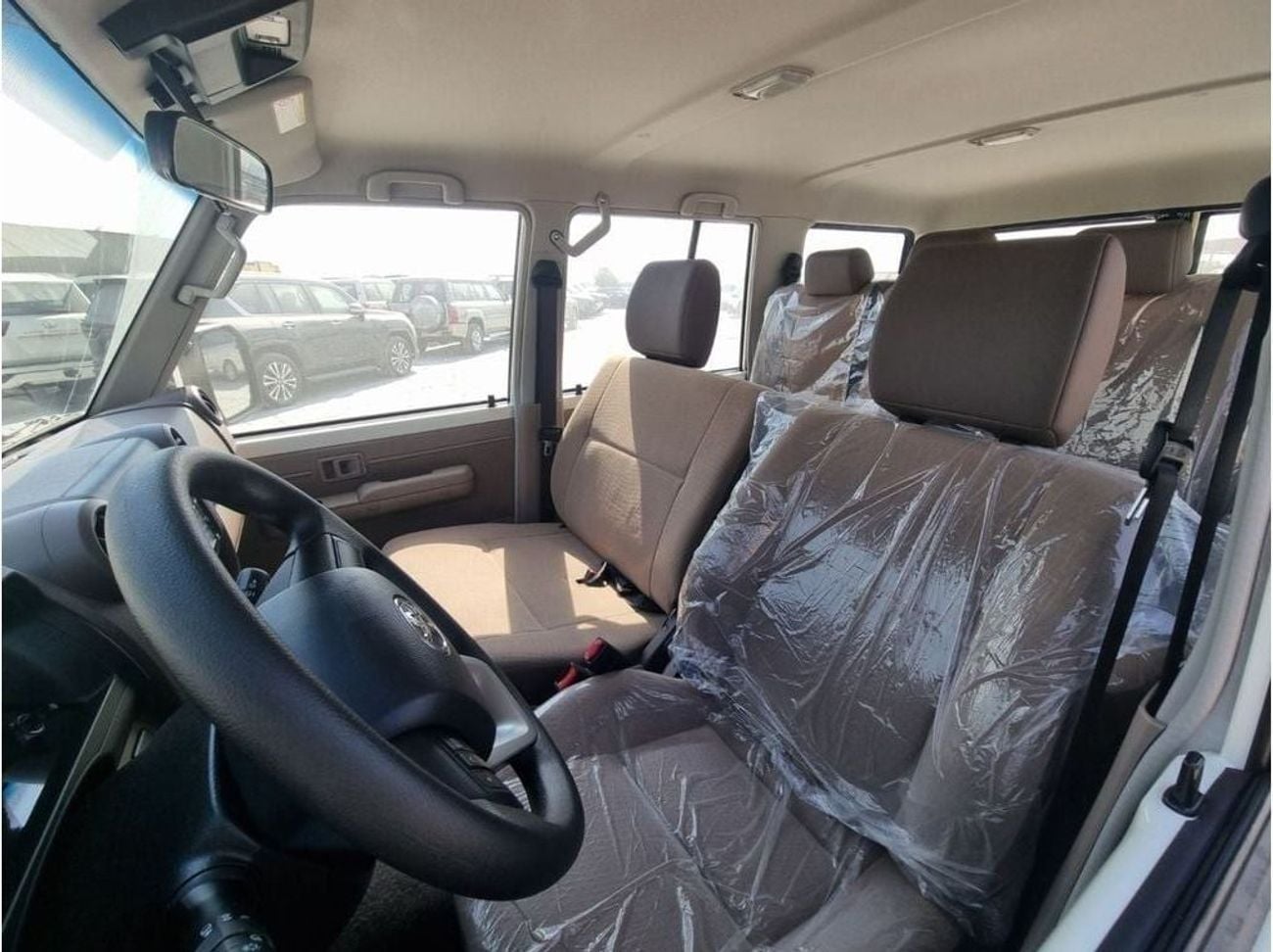 تويوتا لاند كروزر 70 LX LC 76 4.0 V6 PETROL HTOP 5 DOOR