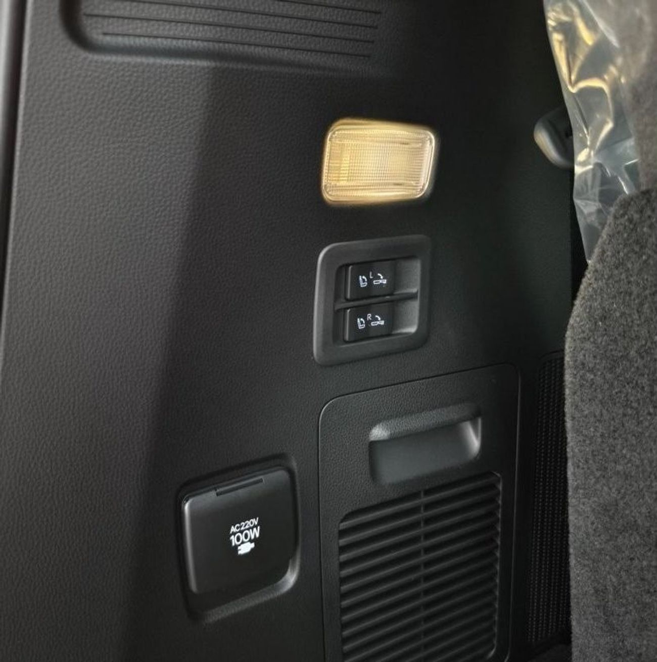 Toyota Land Cruiser 2024 LC300 3.5L VX+ V6 European Spec