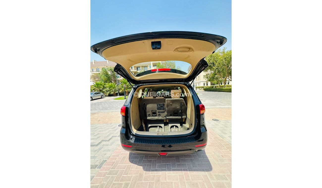 Kia Carnival 1000 PM || GRAND CARNIVAL 3.3 V6 LX || GCC || 0% DP || WELL MAINTAINED