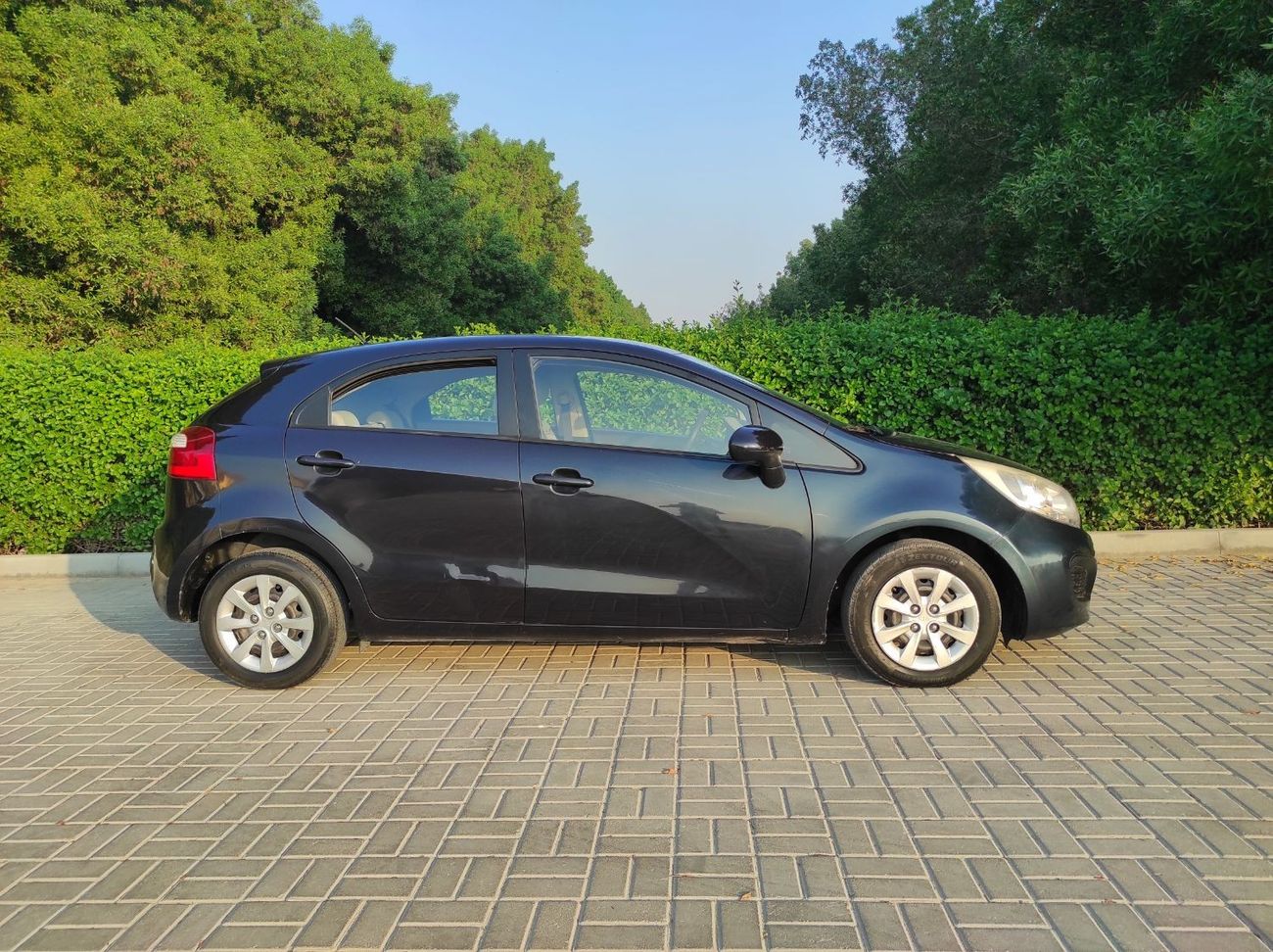 كيا ريو Kia Rio 2015 1.4 Gcc full automatic