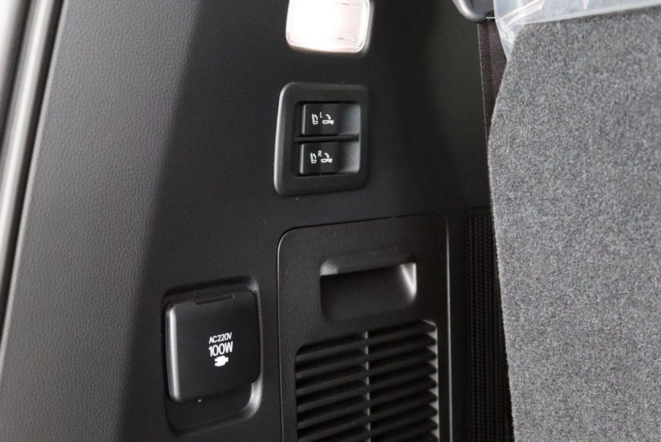 Toyota Land Cruiser 300 VXR 3,3 TWINTURBO DIESEL **التصدير فقط خارج الخليج***EXPORT ONLY*