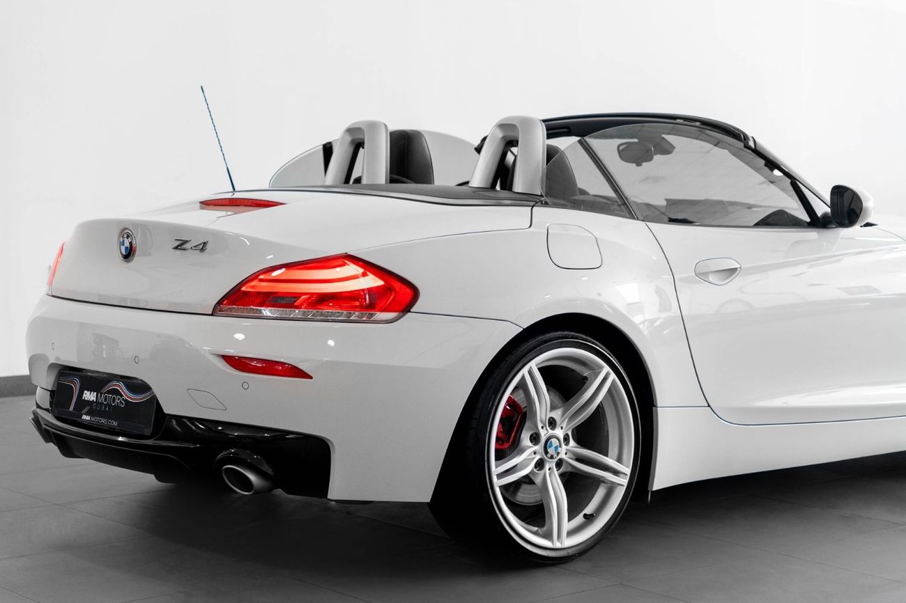 BMW Z4 M 2015 BMW Z4 SDrive35is M-Sport / Full-Service History