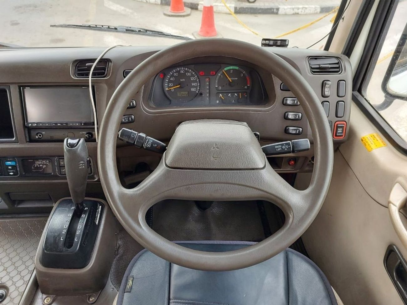 ميتسوبيشي روزا MITSUBISHI ROSA BUS RHD 1999 MODEL 4.9 L DIESEL AUTOMATIC(PM00088)