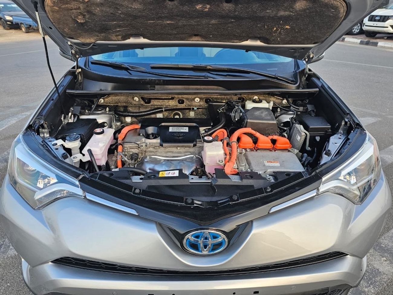 Toyota RAV4 Platinum 2017 RAV4 Limited Hybrid 4x4