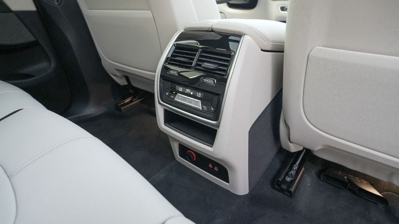 BMW X5 M60i V8 M-SPORT PRO 2026 MY EXPORT PRICE