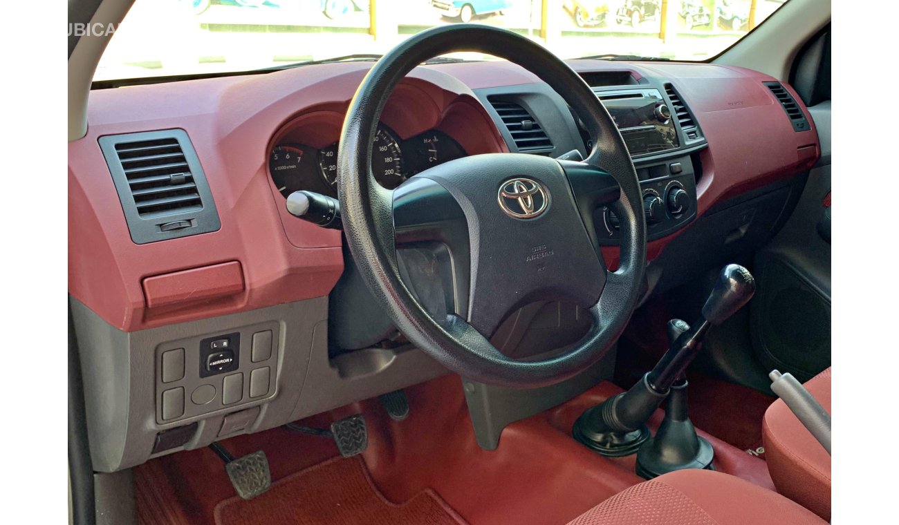 Toyota Hilux GLX EXCELLENT CONDITION