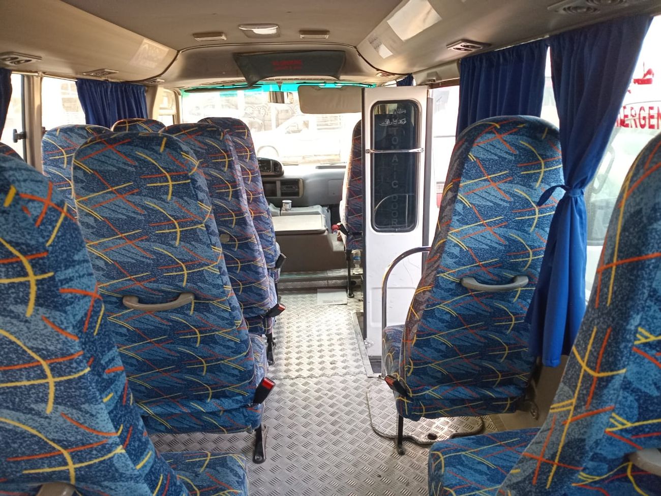 تويوتا كوستر 3.7L DIESEL 26 SEATER MANUAL TRANSMISSION