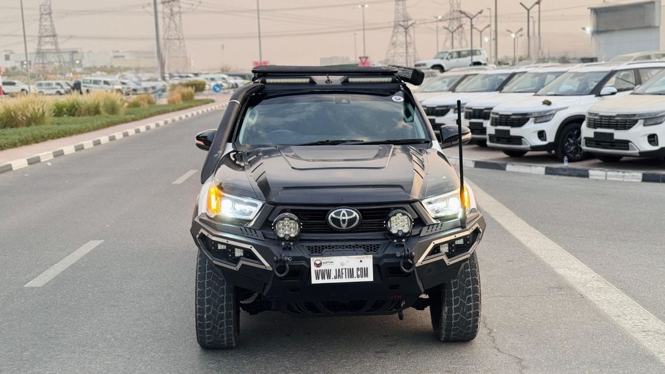 Toyota Hilux OFF-ROAD MODIFIED | MANUAL TRANSMISSION | 2.8L DIESEL ENGINE | DOUBLE CABIN | 2021