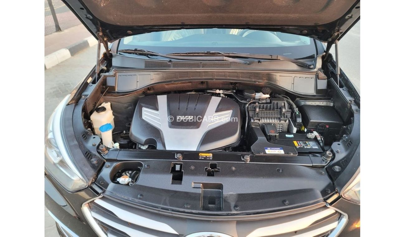 Hyundai Santa Fe GL 7 Seater