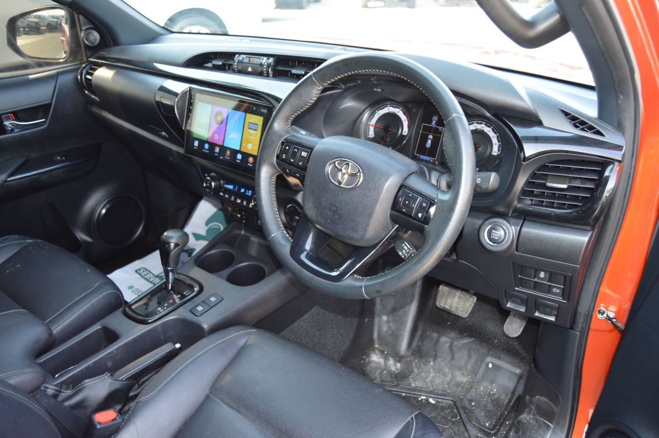 تويوتا هيلوكس ROGUE Full option