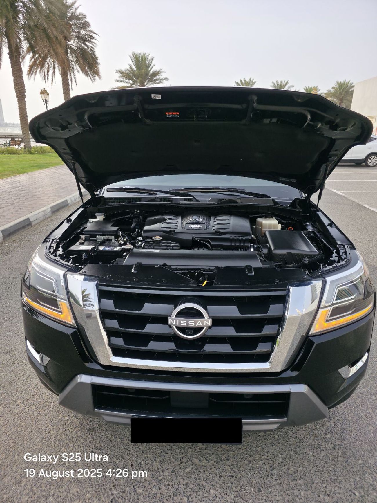 Nissan Armada Platinum