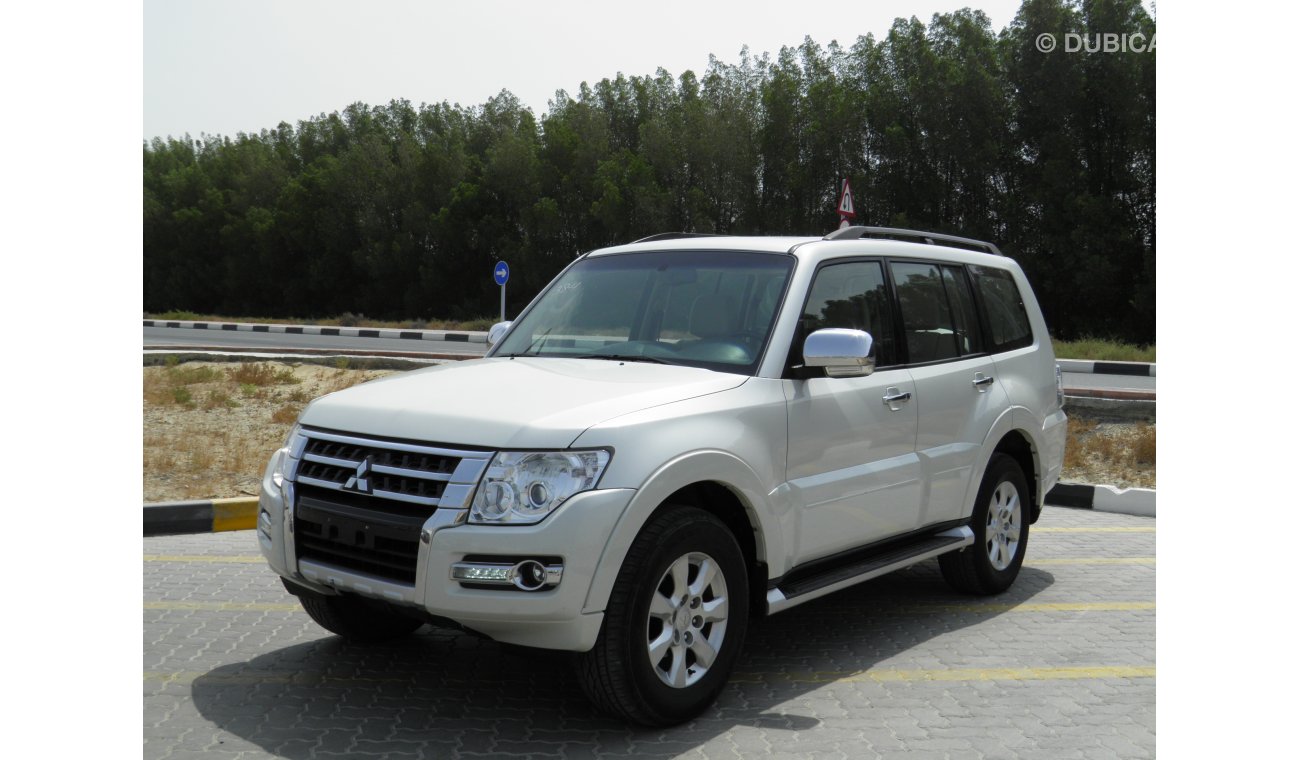 Mitsubishi Pajero GLS 3.5 with sunroof Ref# 384