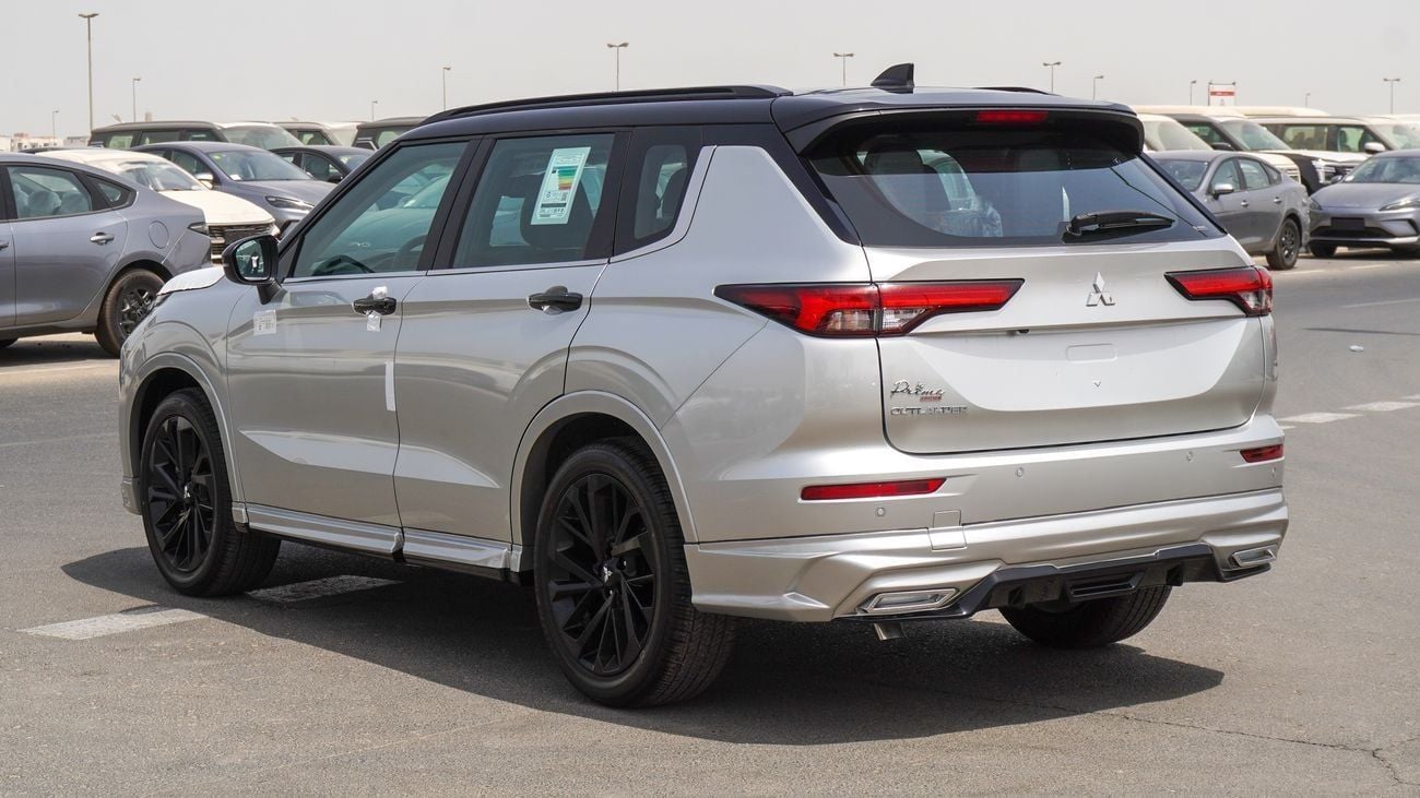 Mitsubishi Outlander Brand New Mitsubishi Outlander High Line 2025 For Export 2.5L Petrol A/T|Silver/Black|OUTLANDER-HL-2