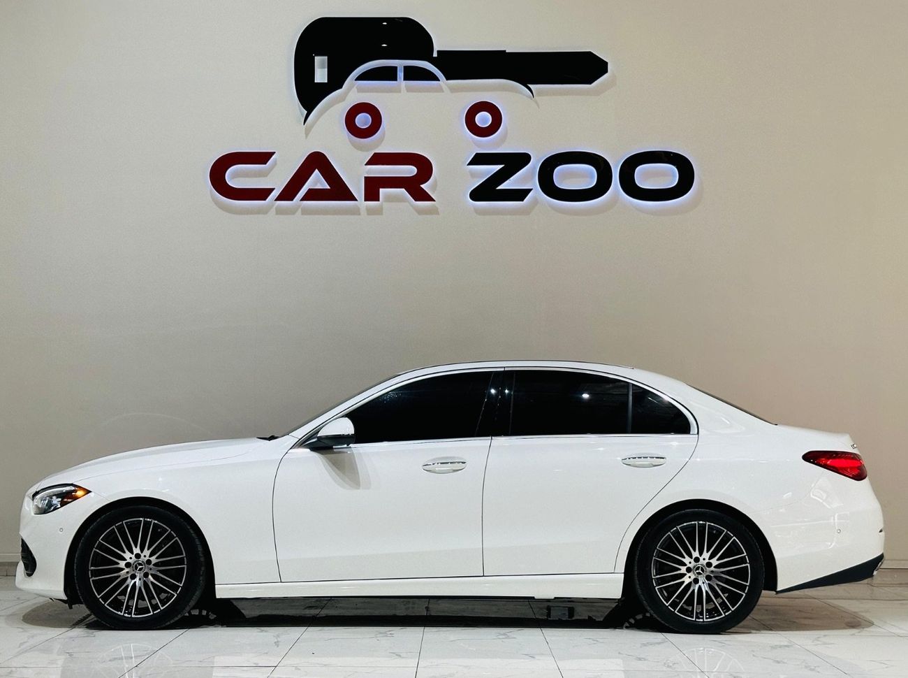 مرسيدس بنز C 300 Full options