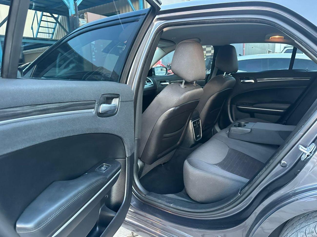 كرايسلر 300 S 3.6L