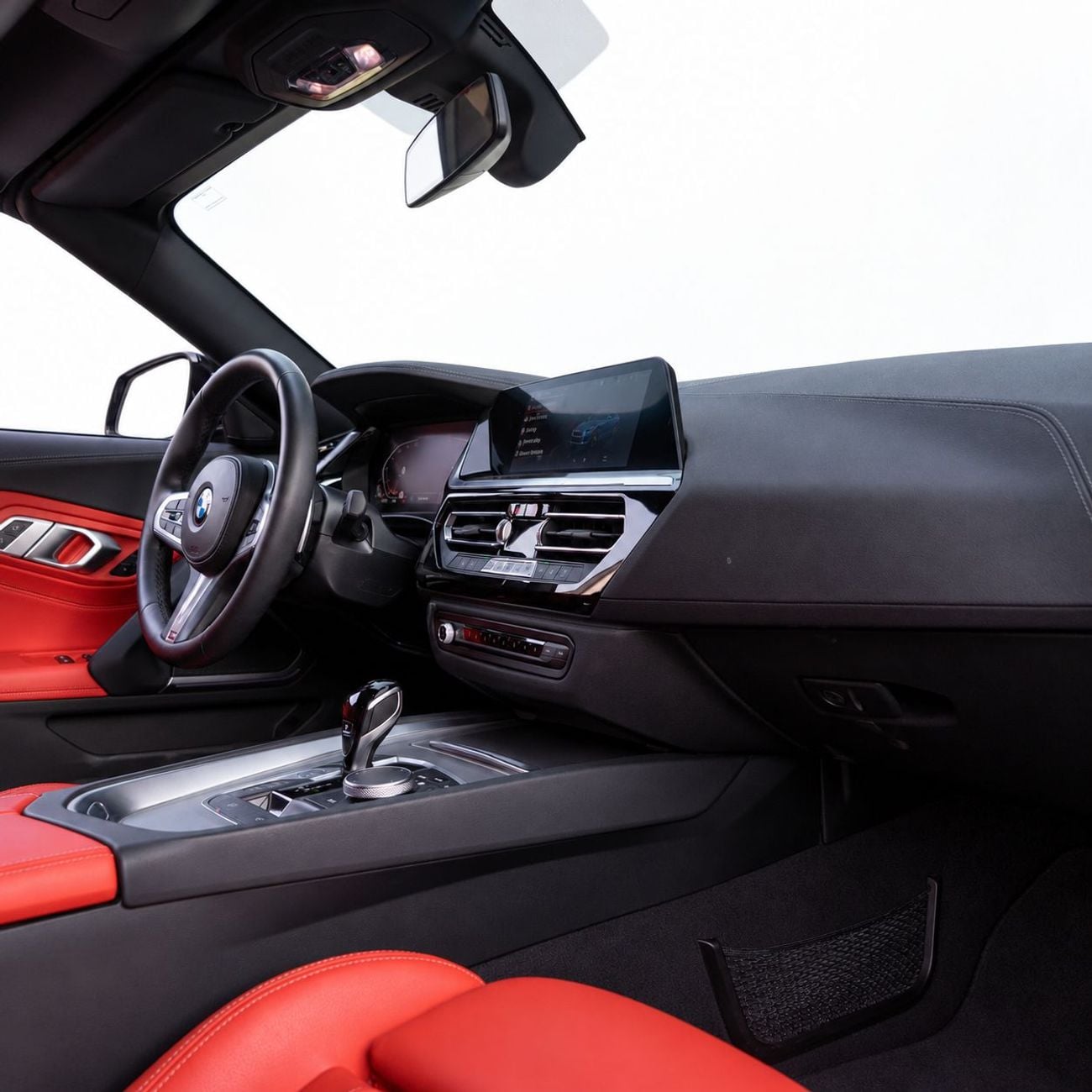 BMW Z4 sDrive 20i M SPORT 3,161  P.M • 0% Downpayment • BMW Z4 sDrive30i M Sport • Agency Service Contract