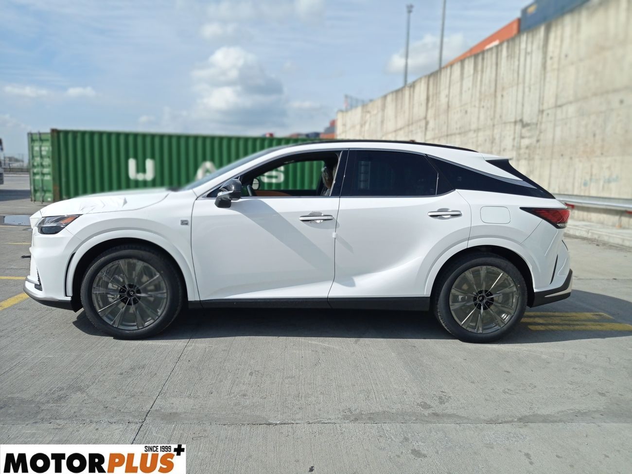 Lexus RX350h 2025 HYBRID F SPORT+ Экран на русском