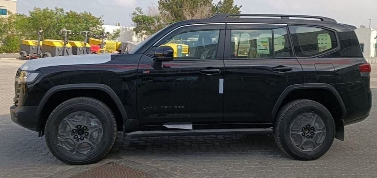 Toyota Land Cruiser TOYOTA LC300 GR SPORT 3.5L TT PETROL 2025 GCC
