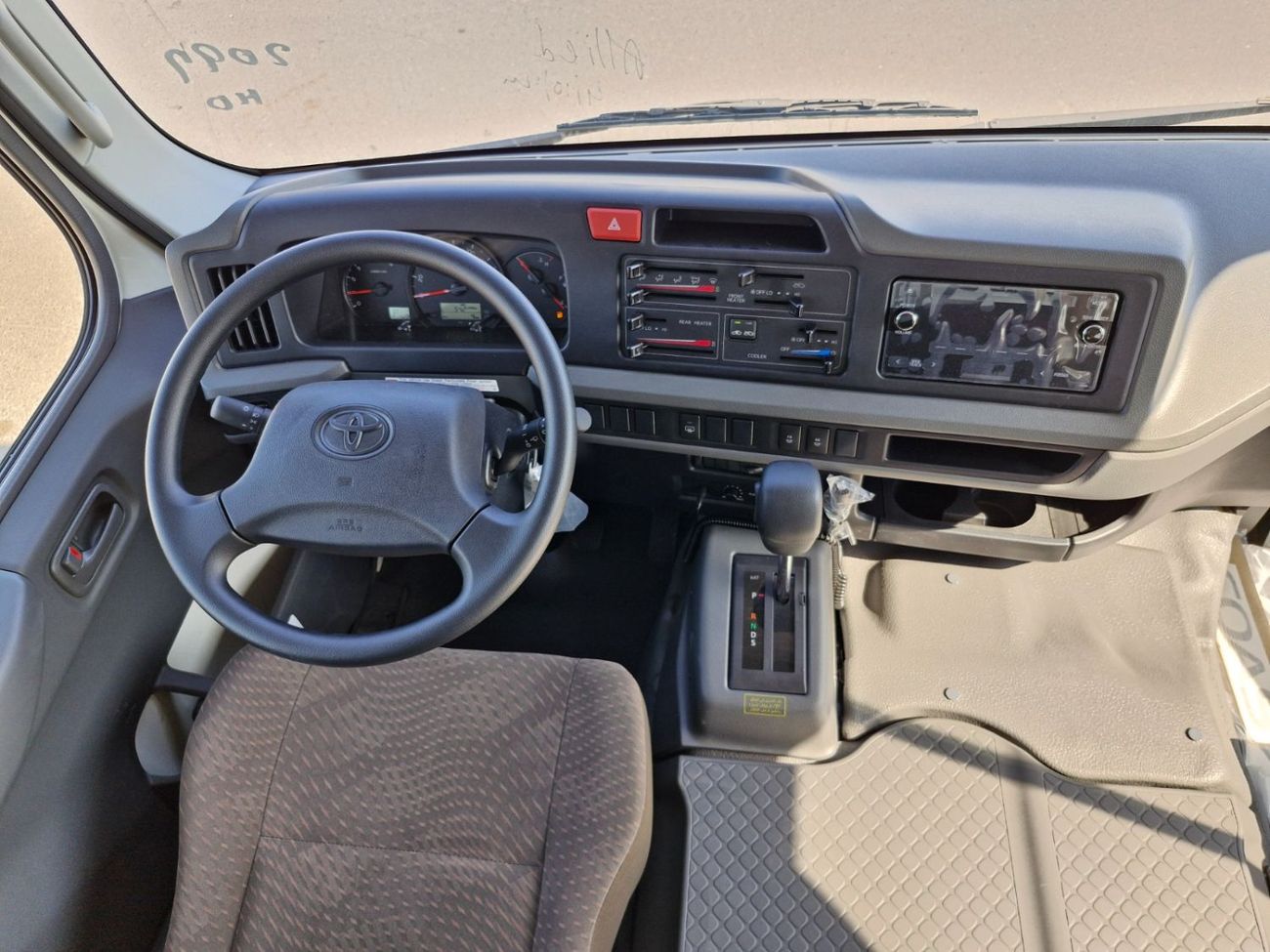 تويوتا كوستر 