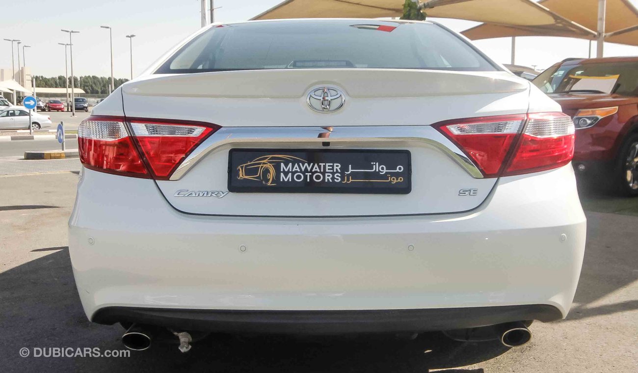 Toyota Camry SE AGENCY WARRANTY FULL SERVICE HISTORY GCC SPECIFICATION