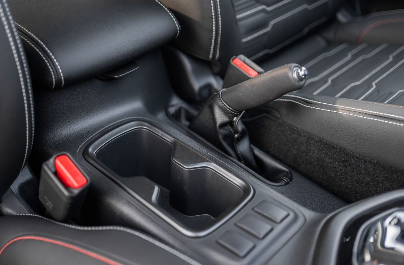 Nissan Navara 2025 Nissan Navara Pro-4X 2.5L AT Diesel (Drak Gray)