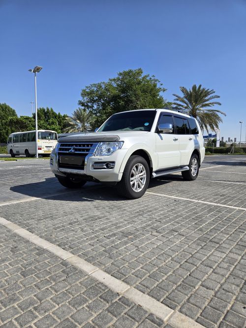 Mitsubishi Pajero Platinum 3.8L
