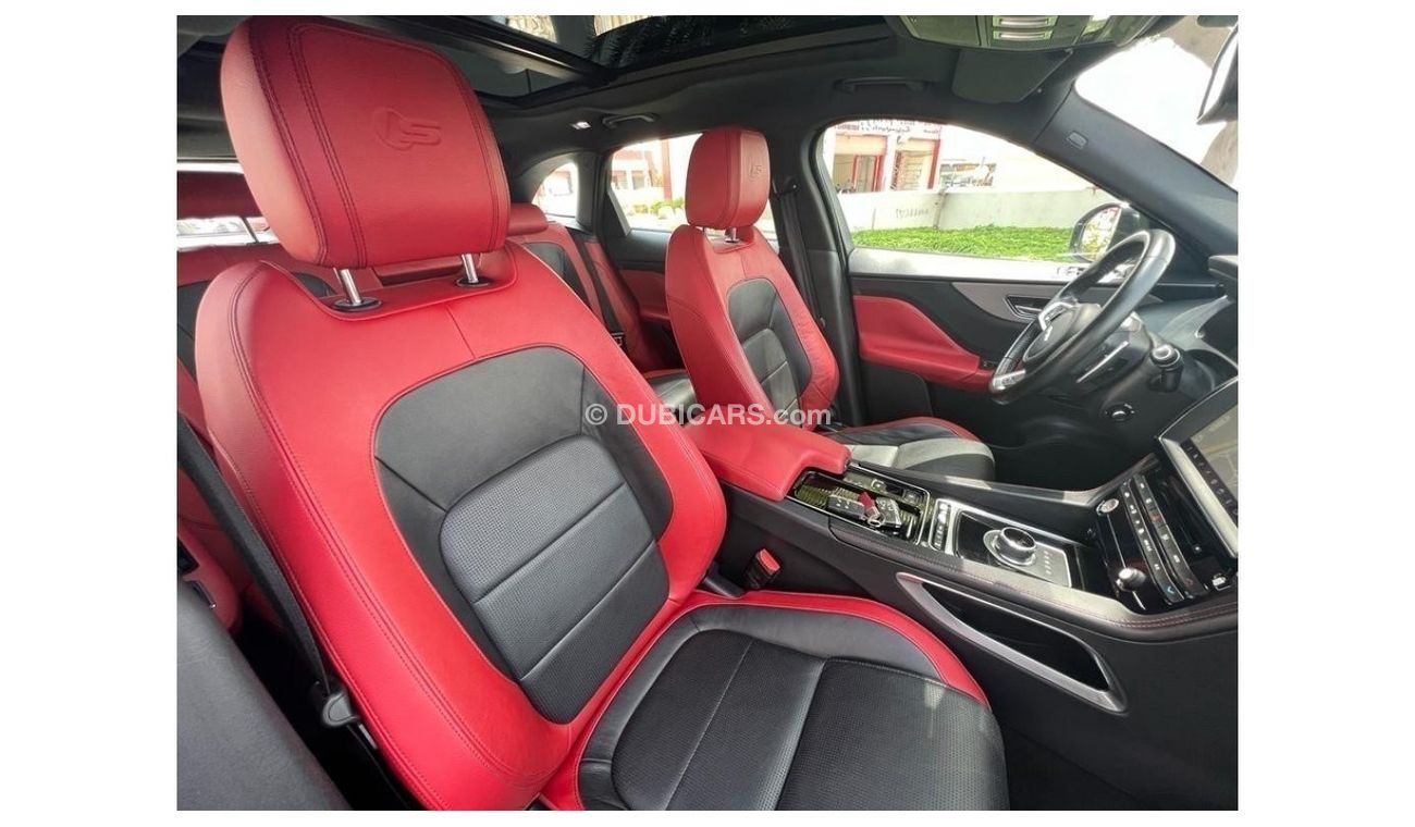 Jaguar F Pace JAGUAR F PACE S 2017 GCC V6 3.0L FULL OPTIONE FULL AGENCY SERVICE HISTORY ORIGINAL P