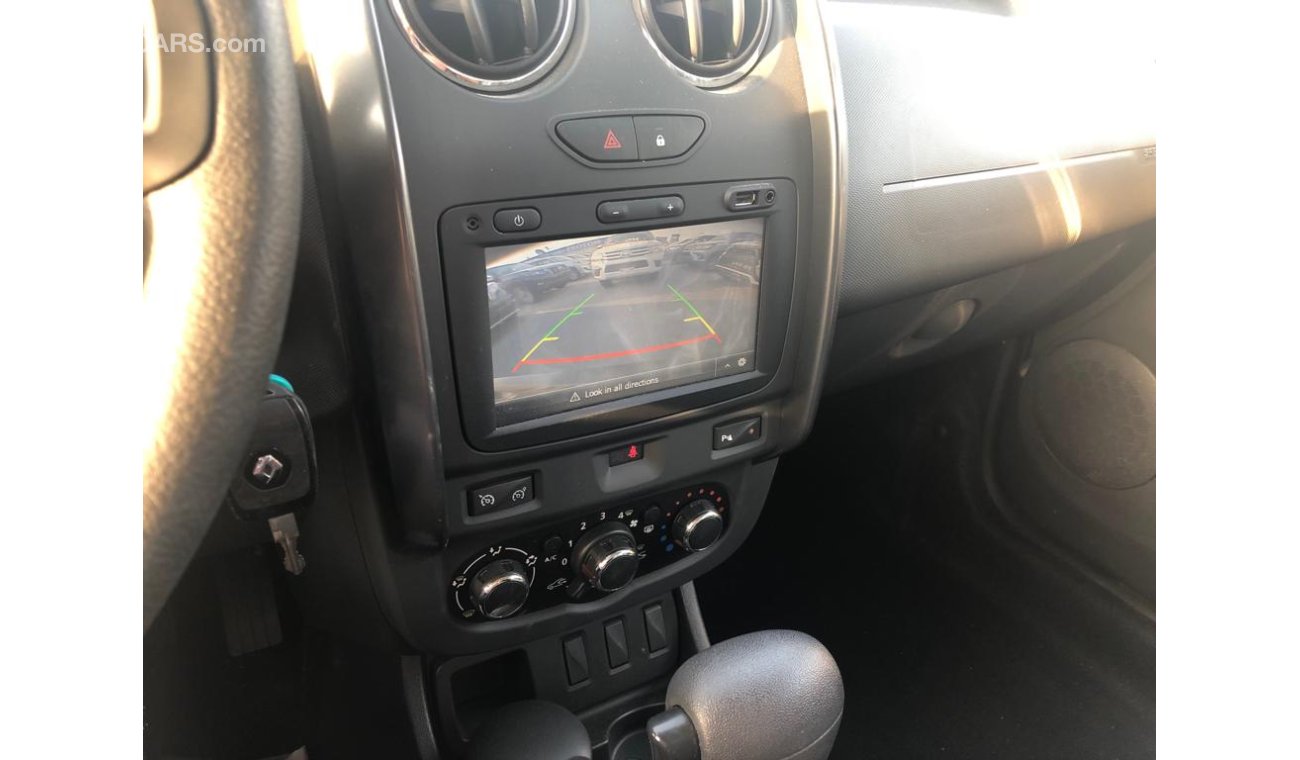 Renault Duster 2.0L LEATHER SEATS + DVD + REAR CAMERA + MP3 INTERFACE